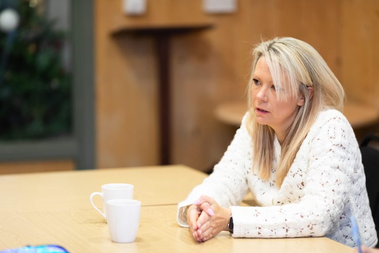 a-day-at-freeshop-115