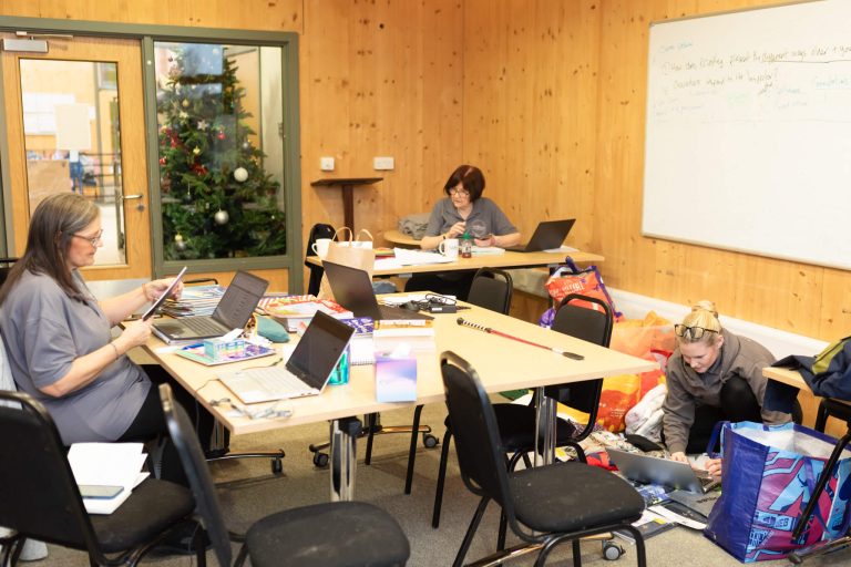 a-day-at-freeshop-122