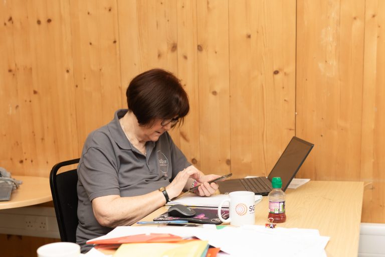 a-day-at-freeshop-124