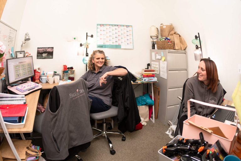 a-day-at-freeshop-134