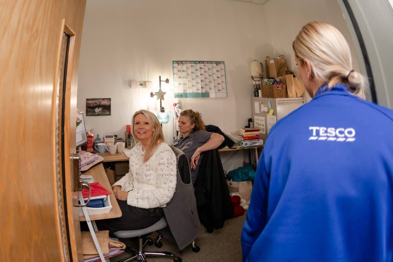 a-day-at-freeshop-138