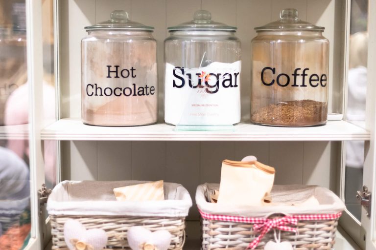 a-day-at-freeshop-39