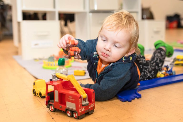 a-day-at-freeshop-63