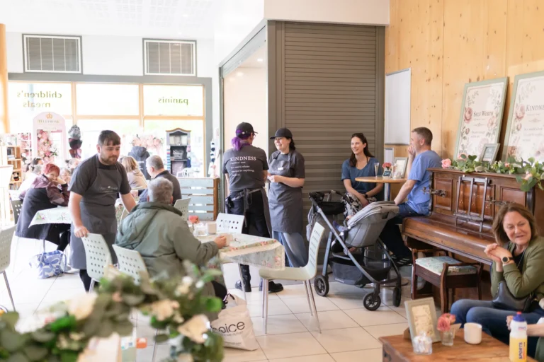 community-hub-opening-112